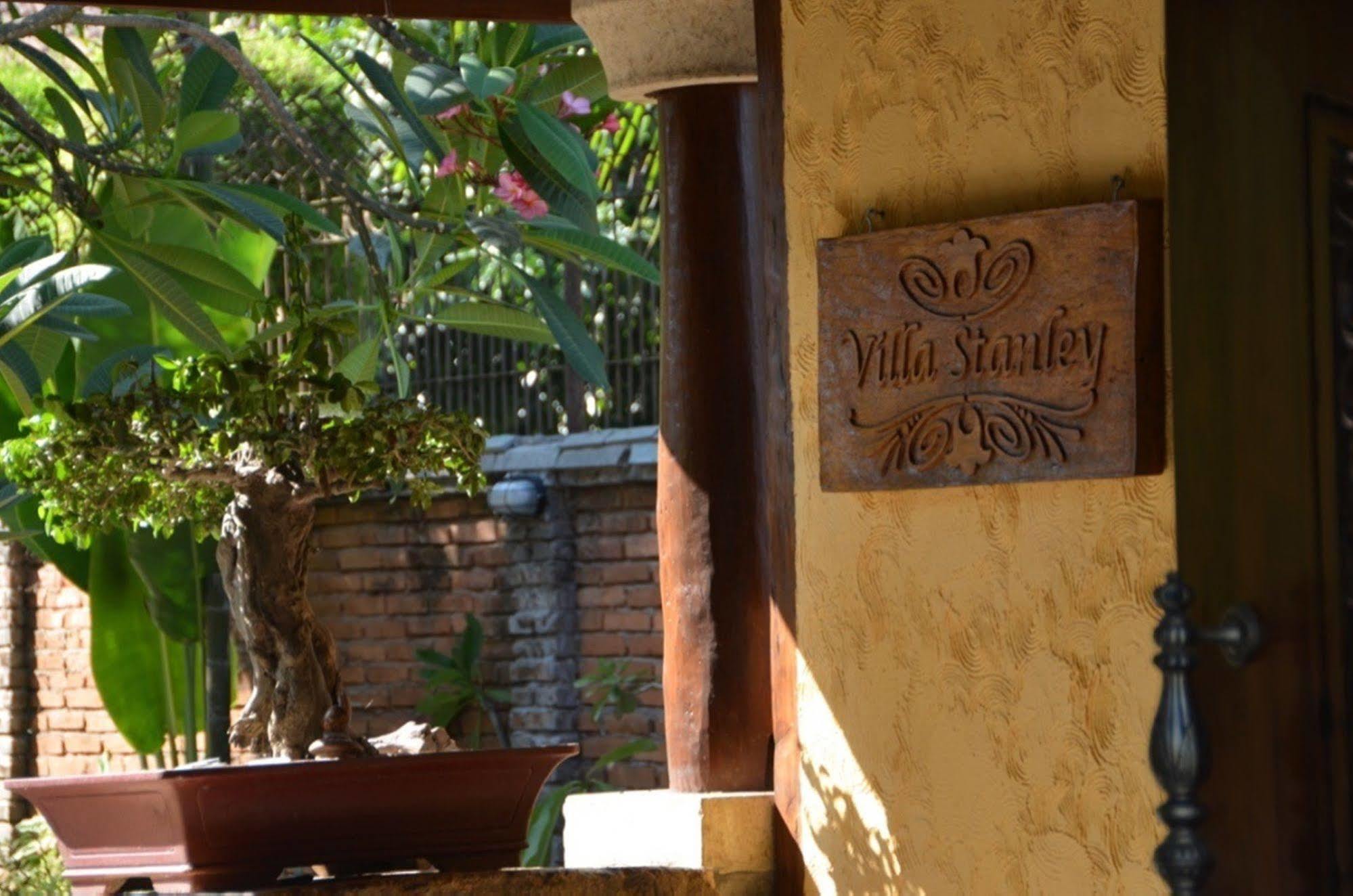 Stanley Lombok Hotel Mataram Eksteriør billede